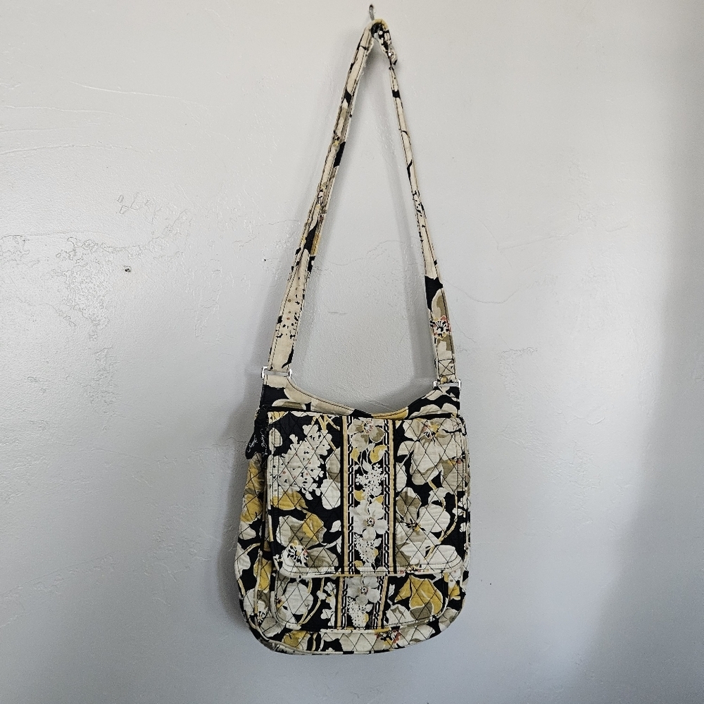 Vera Bradley Dogwood Mailbag 100% Cotton Yellow Floral Patterned Shoulder Bag